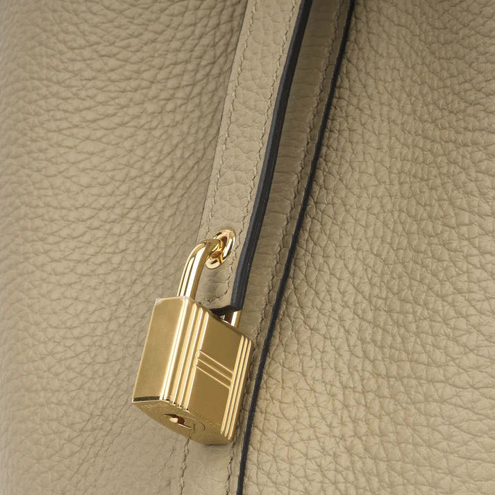 Taurillon Clemence Picotin Lock 18 PM Beige Marfa
