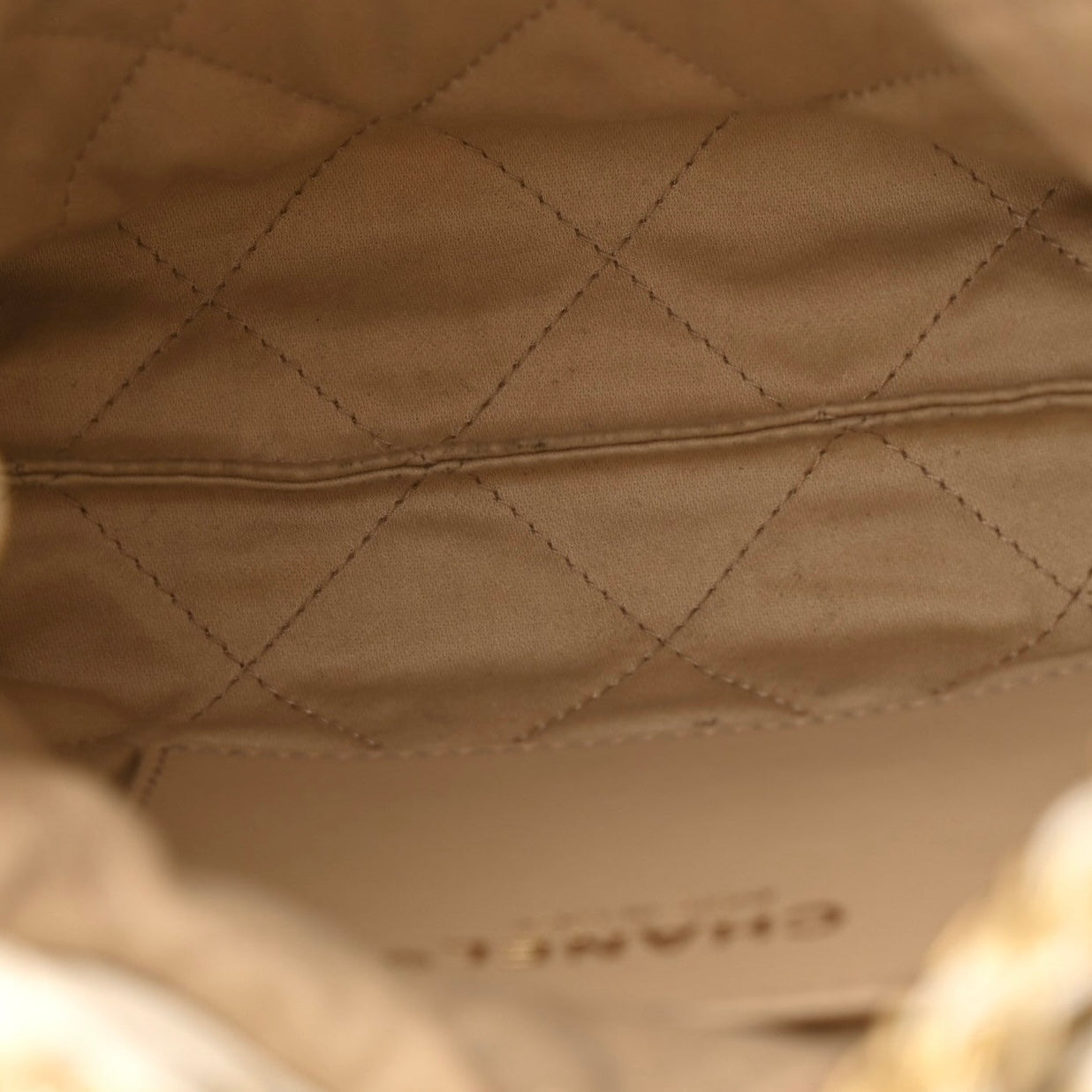 Shiny Calfskin Quilted Mini Chanel 22 White