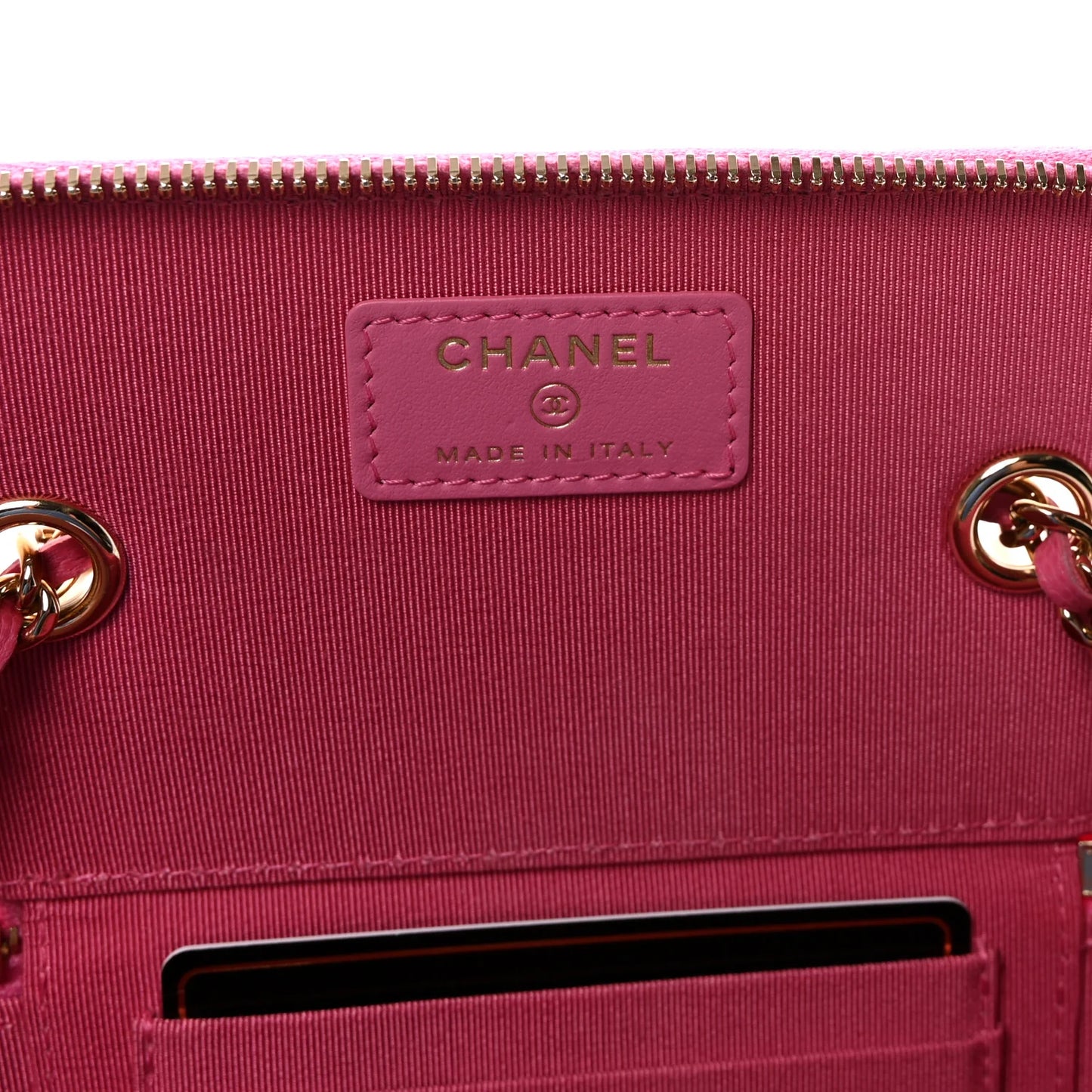 Caviar Quilted Small Vanity Case With Chain Pink