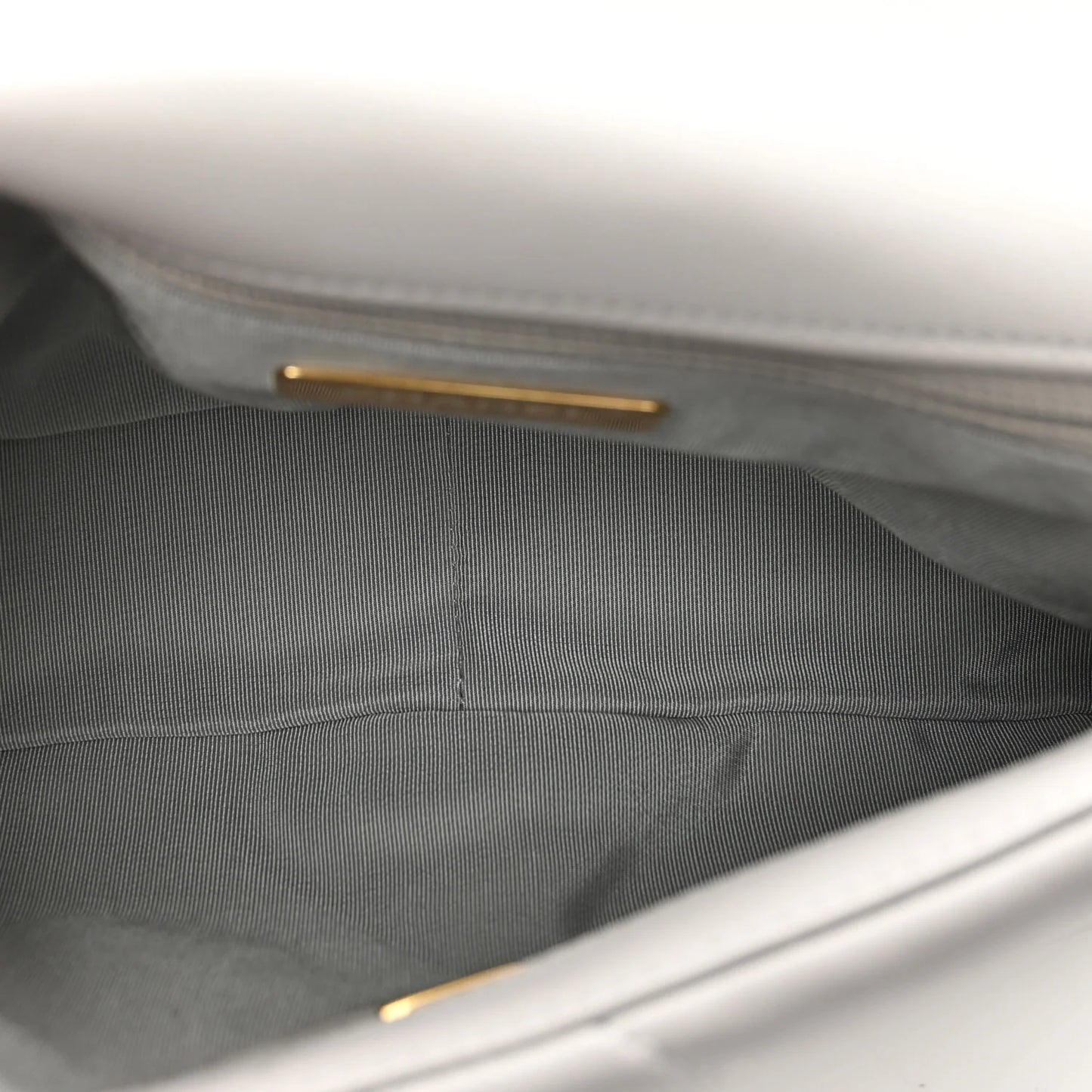 Goatskin Quilted Medium Chanel 19 Flap Grey