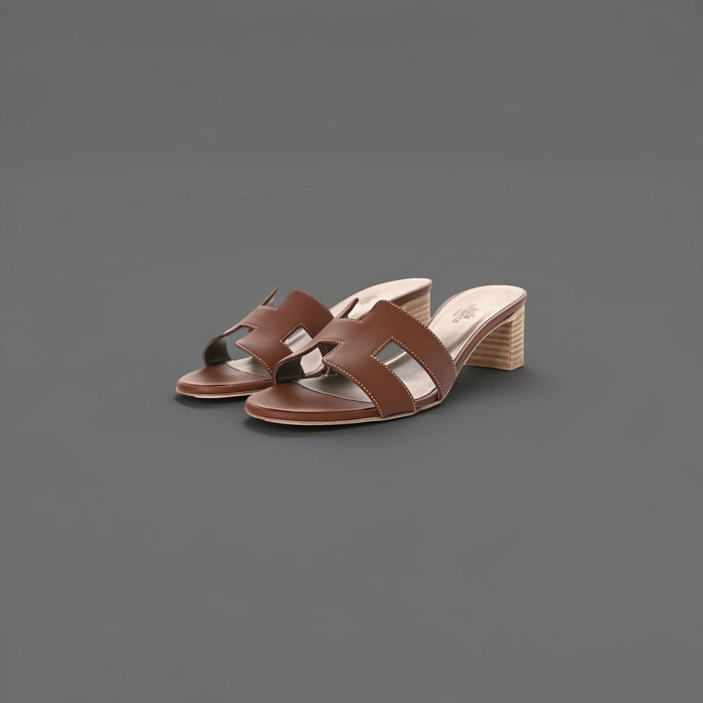 Calfskin Oasis Sandals 38 Gold