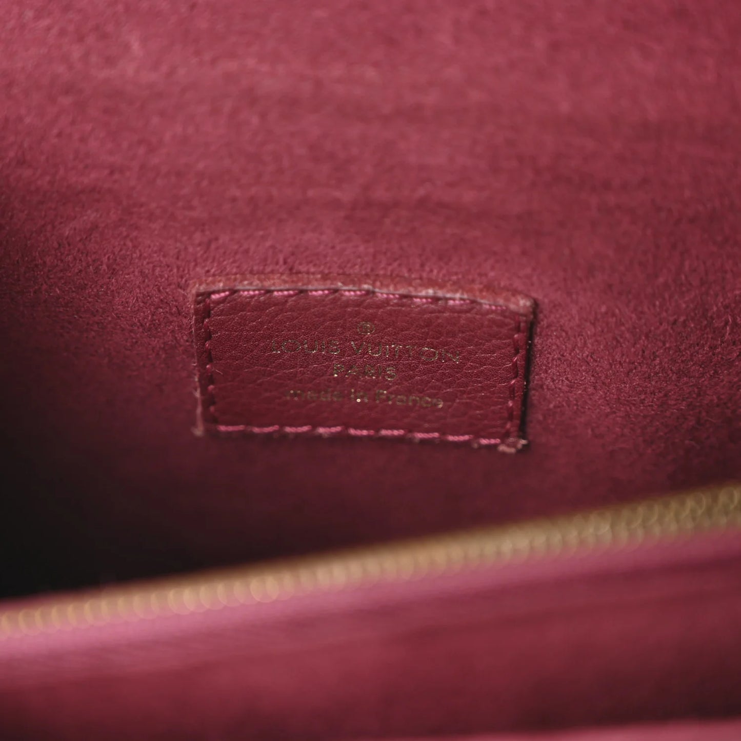Monogram Victoire Raisin