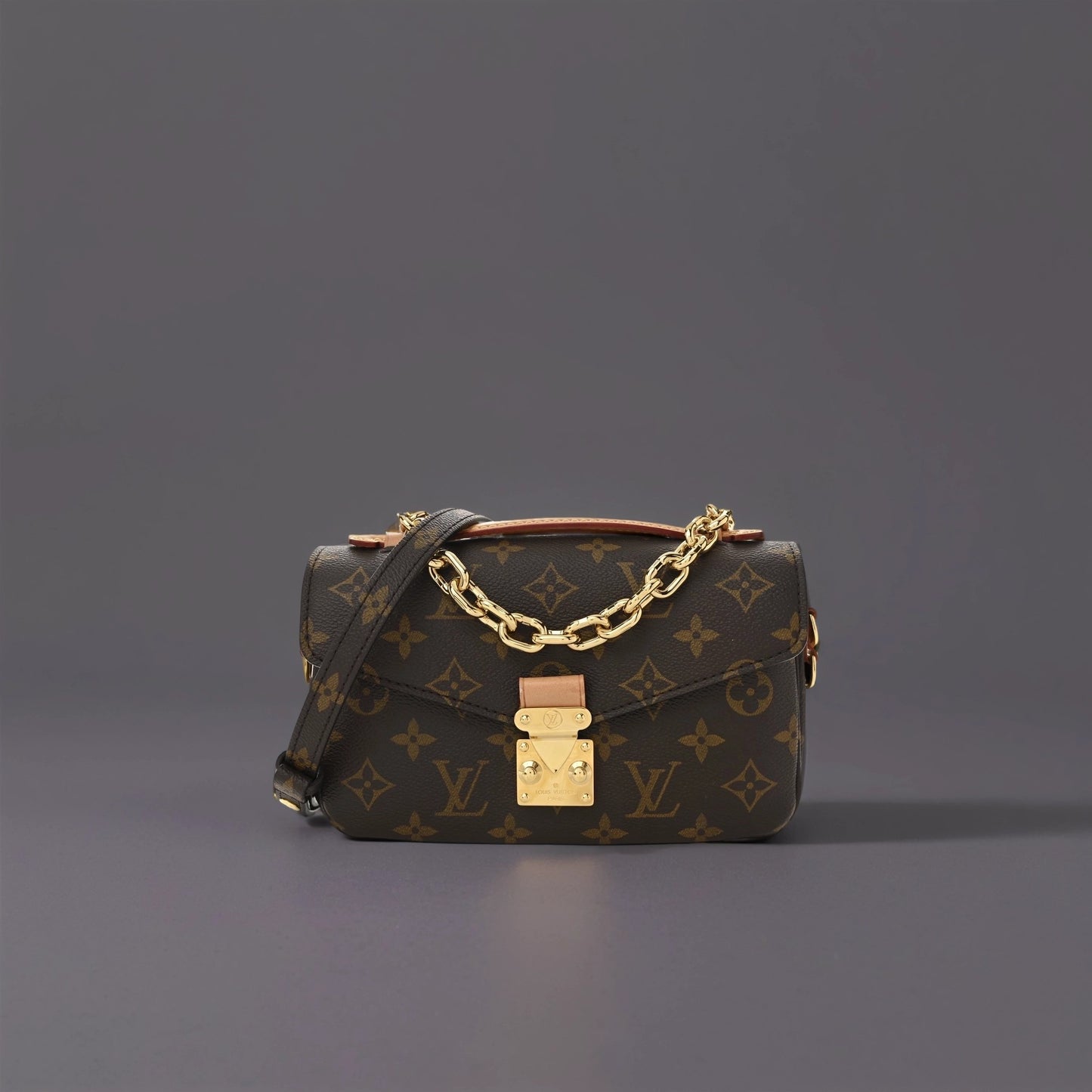 Monogram Pochette Metis East West