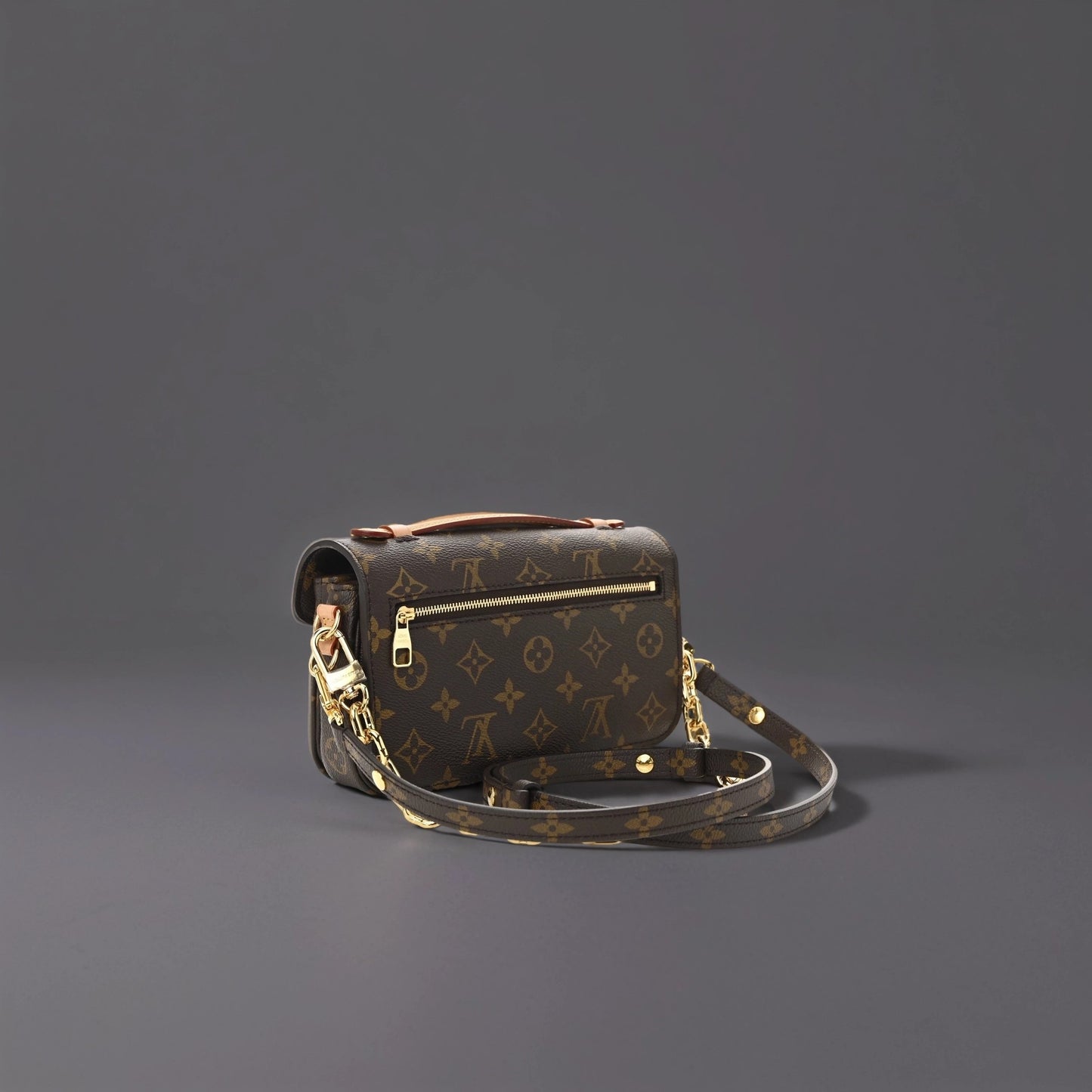 Monogram Pochette Metis East West