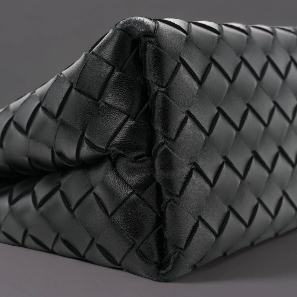 Nappa Intrecciato Small Andiamo Shoulder Bag Black