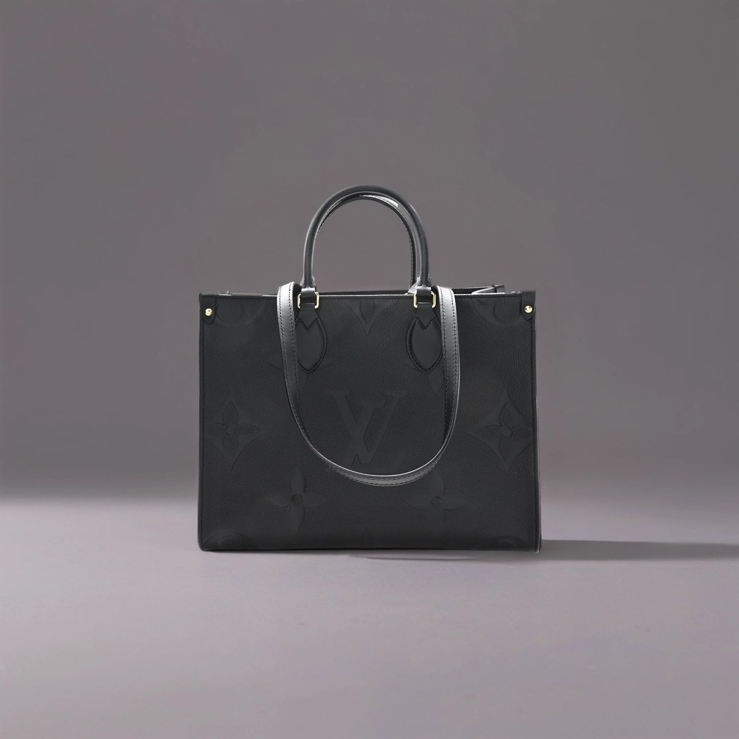 Empreinte Monogram Giant Onthego MM Black