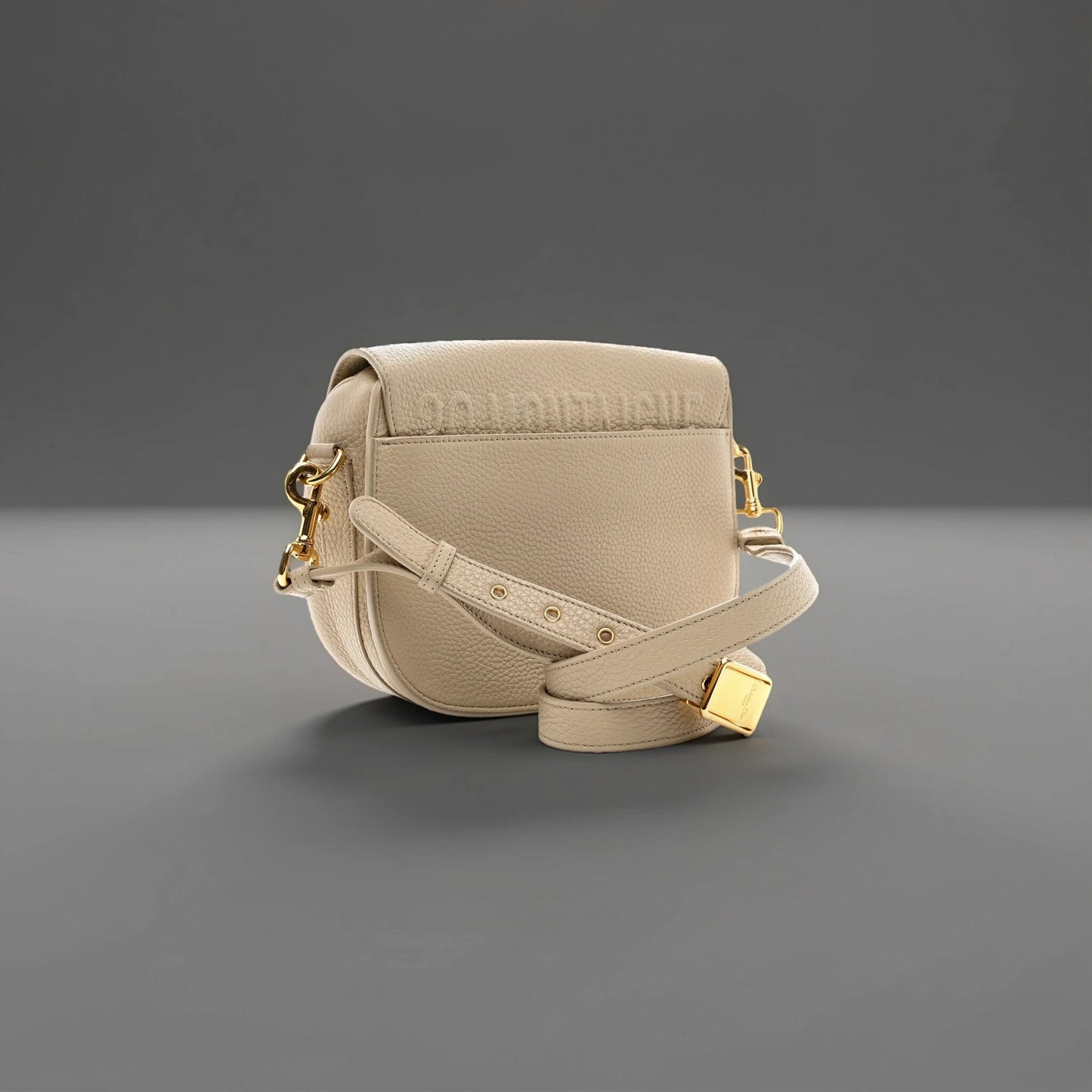 Grained Calfskin Medium Bobby Flap Corda