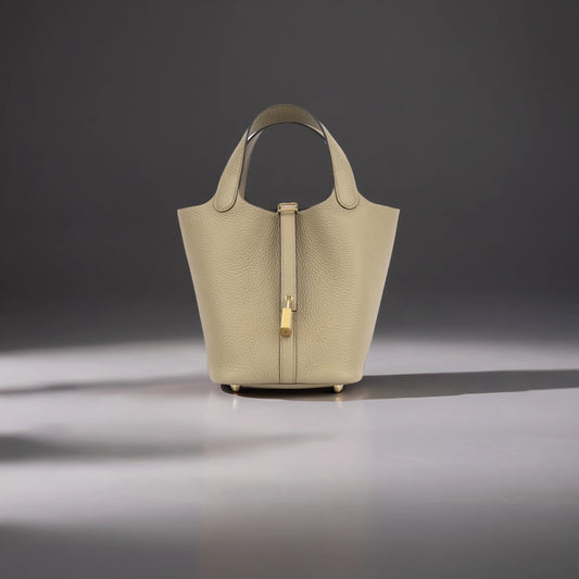 Taurillon Clemence Picotin Lock 18 PM Beige Marfa